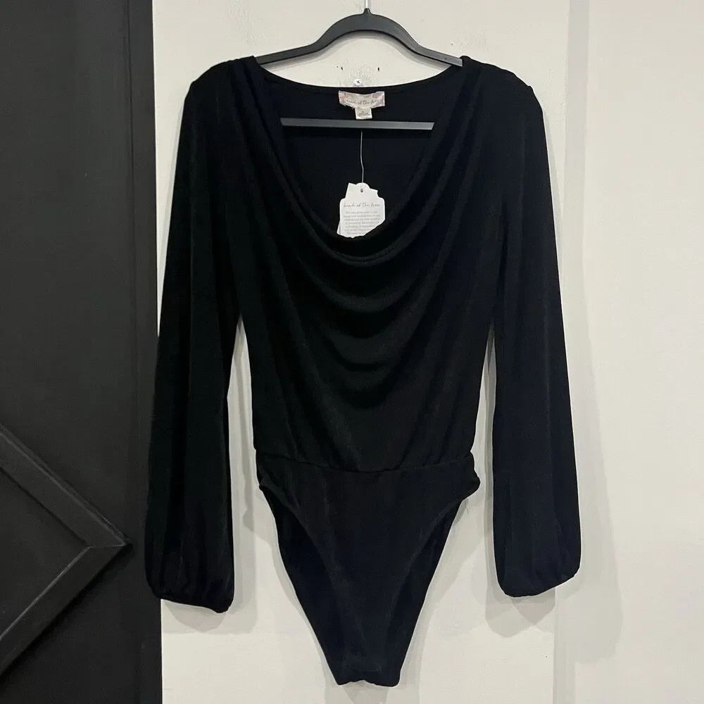 NWT Band Of The Free Black Slinky Cowl Neck Bodysuit Size Medium - Picture 1 of 6